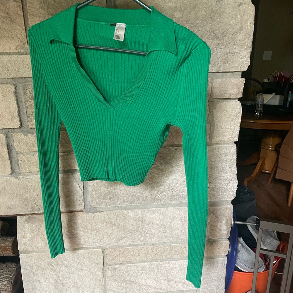 H&M Green Ribbed Crop Top